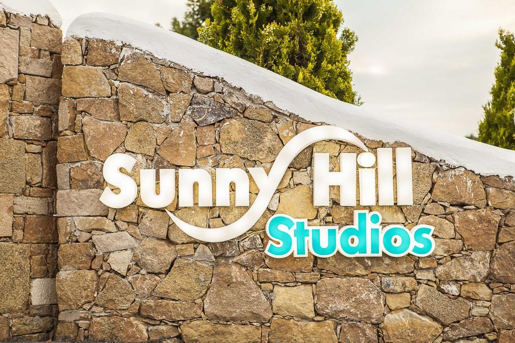 فندق Sunny Hill باراليا ساني المظهر الخارجي الصورة